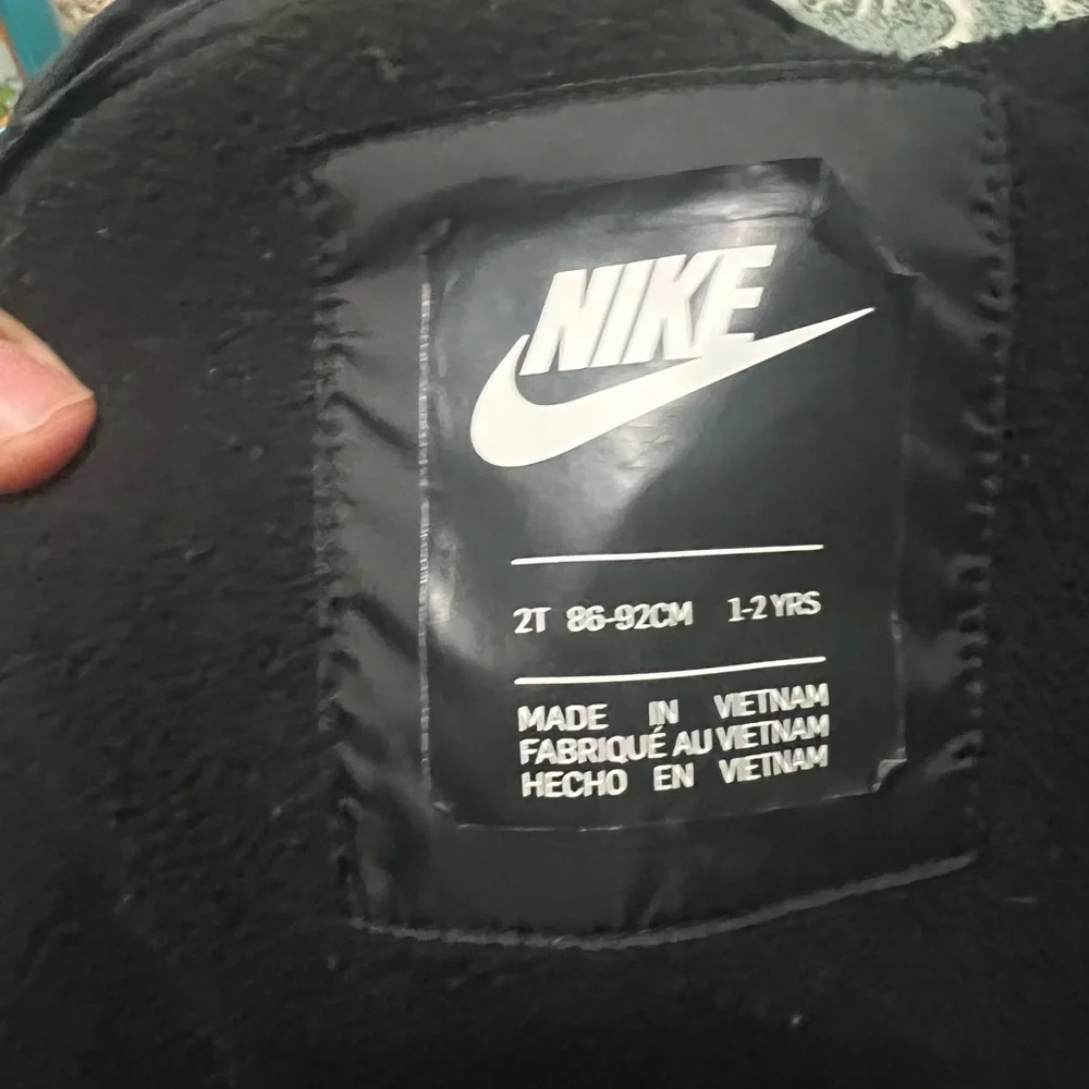 Nike jacket - Picture 2 of 2